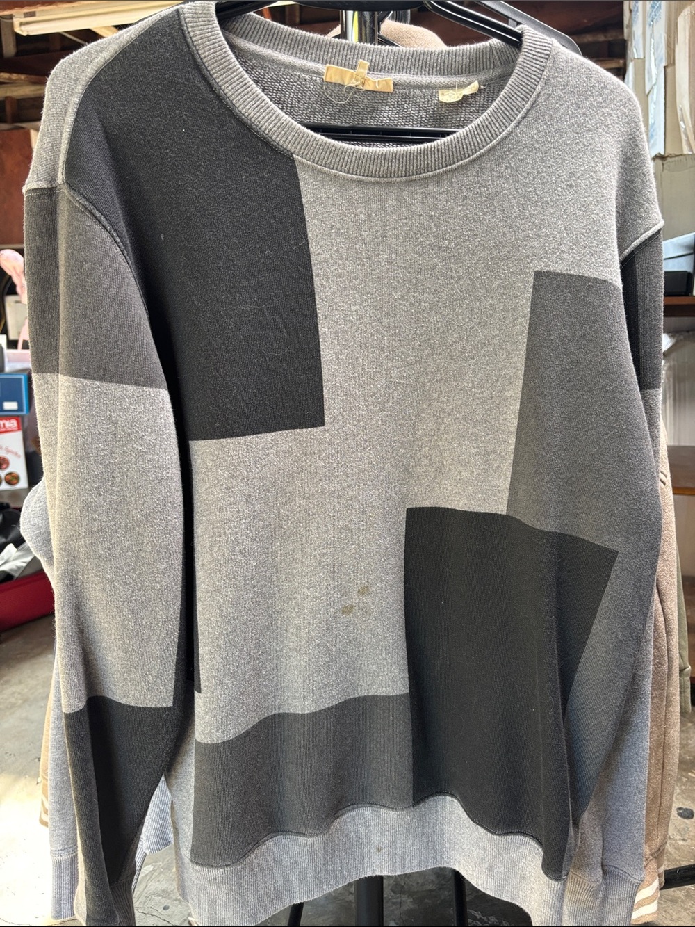 Men's Colorblock Crewneck Sweater in Gray and Black